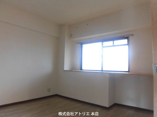 ＷＥＳＴヒルズ新鴻池 ベッドルーム