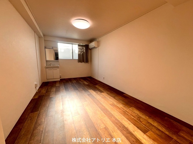 マルショービル リビング