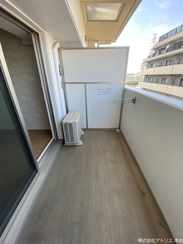 La Douceur(ラドゥセール)荒本 ベランダ