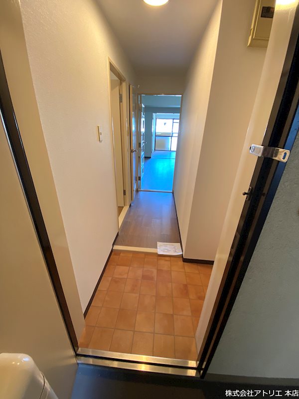 ハイツエンブレム 玄関