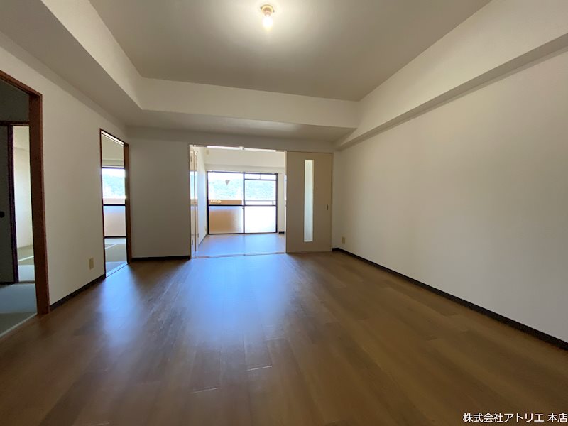 ハイツエンブレム リビング