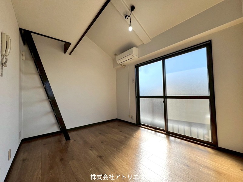 スリーテンロフト リビング