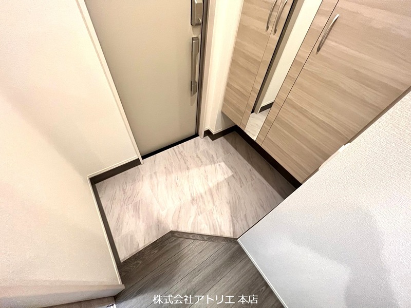 カーサ　フェリーチェ 玄関