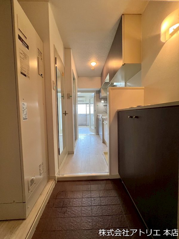 パークモダン高井田 玄関