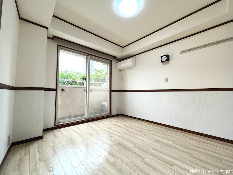 リバーライズ高井田 ベッドルーム