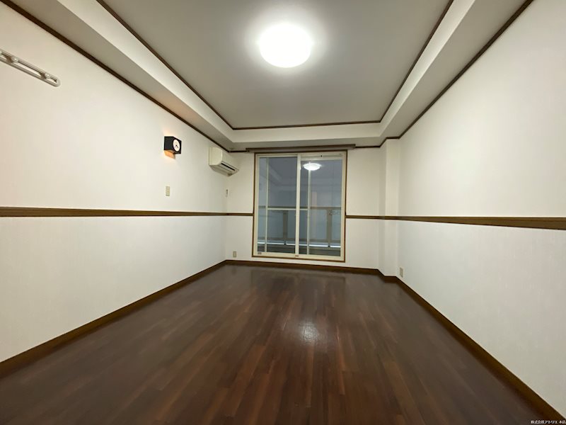 リバーライズ高井田 ベッドルーム