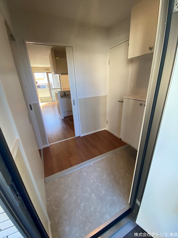 アルシオネ 玄関