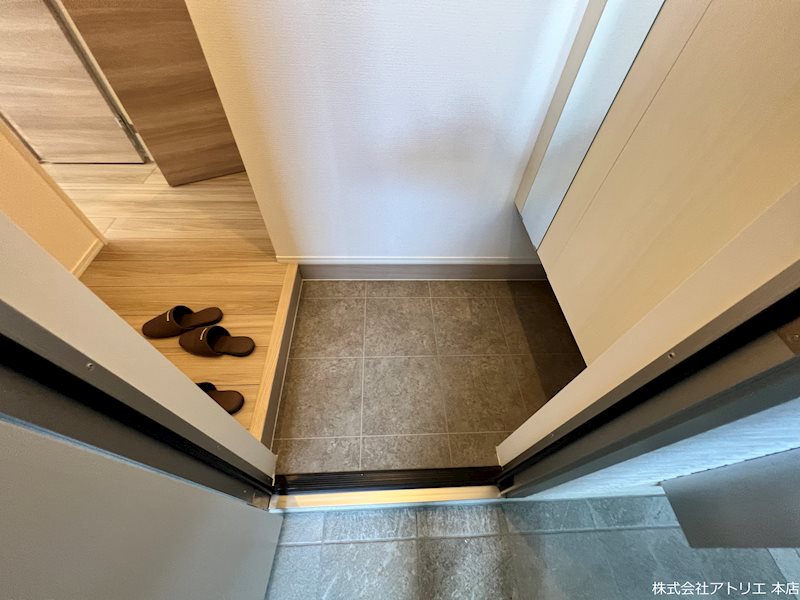 K`sヴィラ放出 玄関