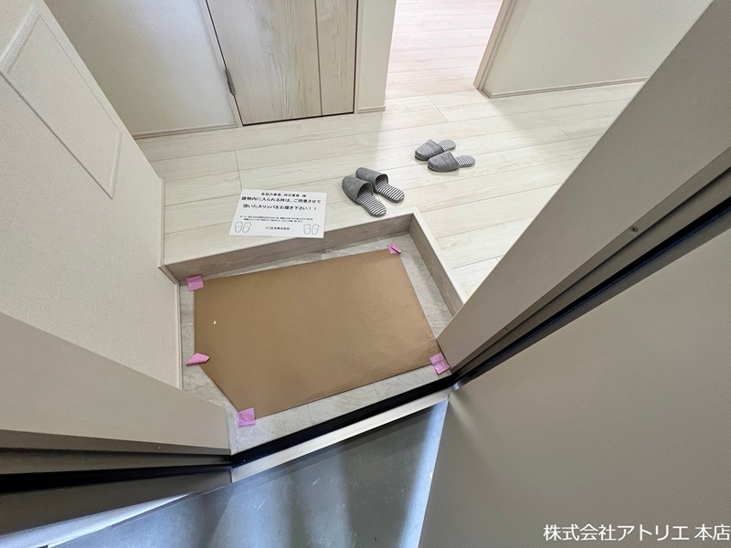 フジパレス高井田Ⅲ番館 玄関