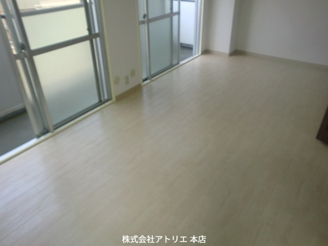 グランドファミリア高井田 ベッドルーム