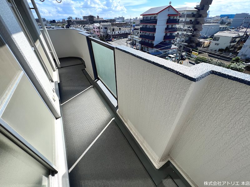 グランドファミリア高井田 ベランダ