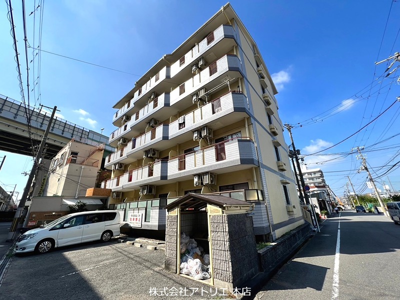 ダイヤモンドメゾン高井田 外観写真