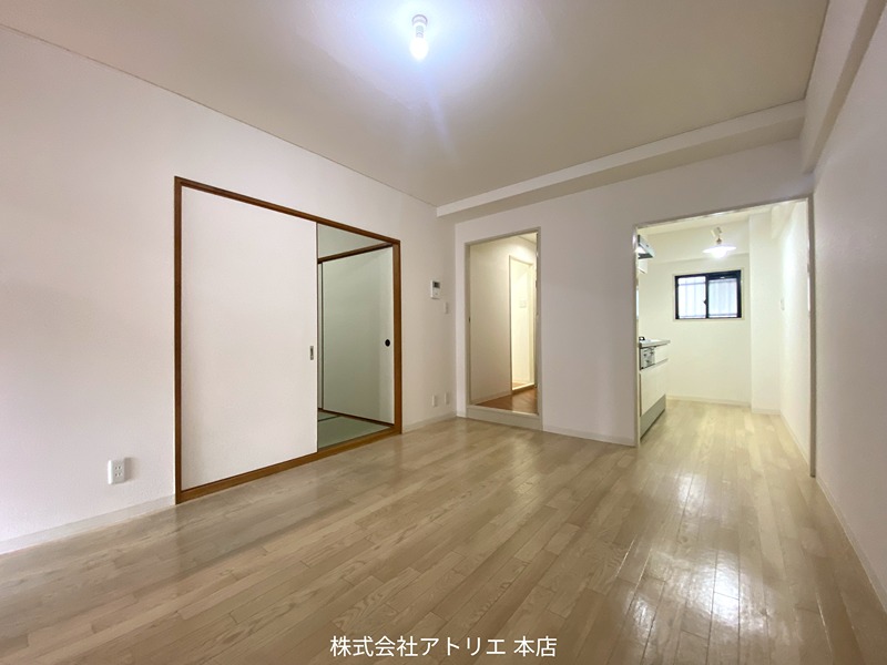 オリエントマンション リビング