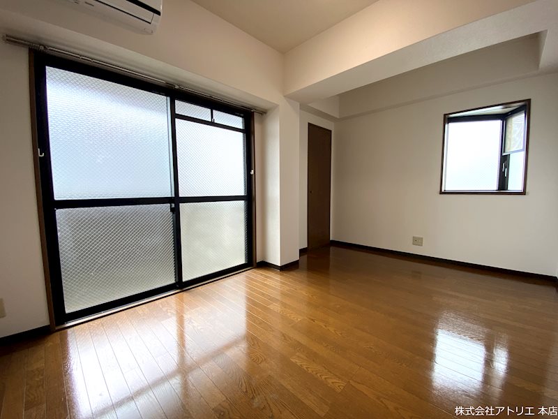 EAST　RESIDENCE　NAGATA リビング