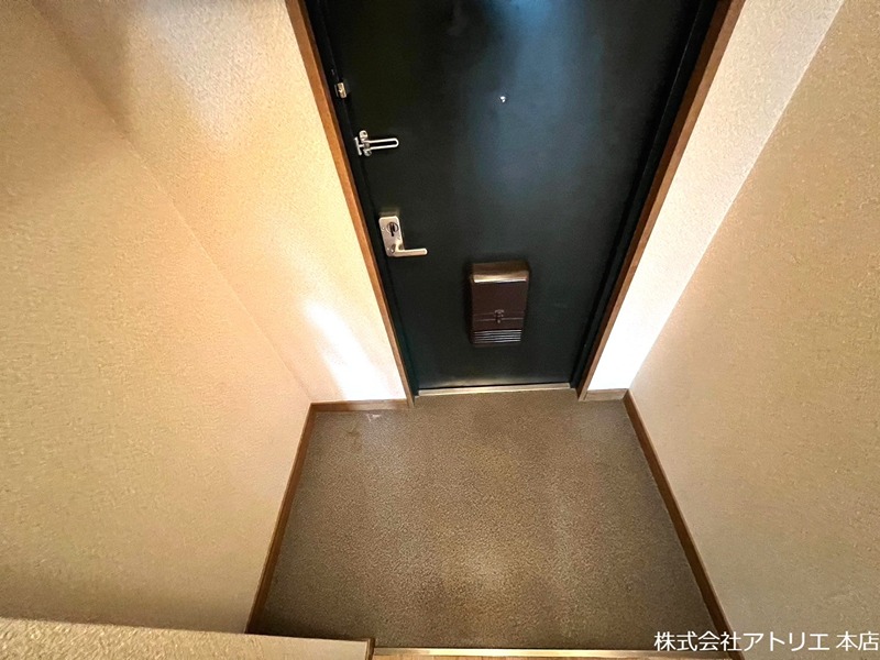 ニュープリーメル 玄関