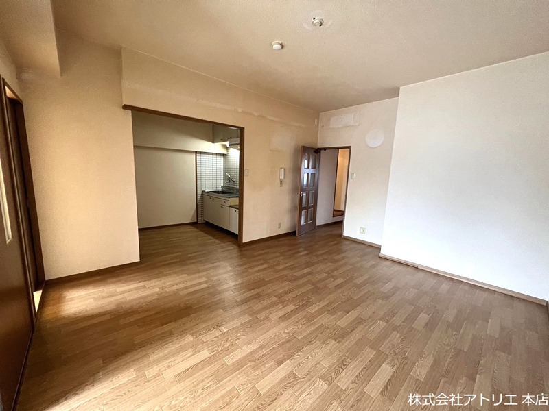 ニュープリーメル リビング