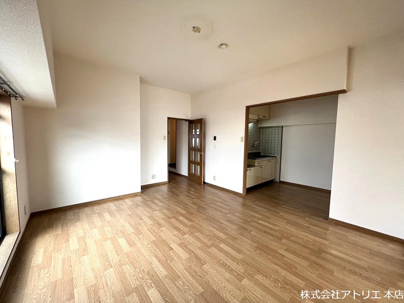 ニュープリーメル リビング