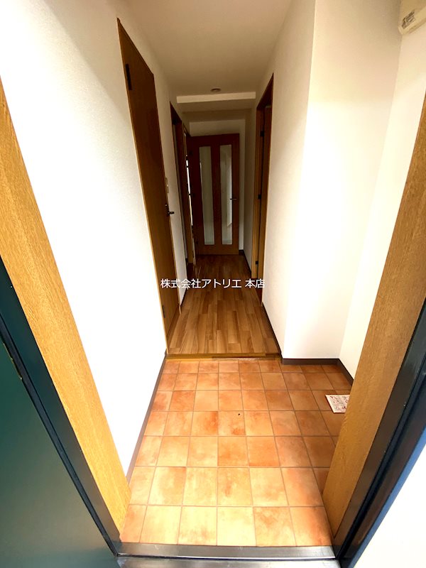 グランディールシャトー 玄関