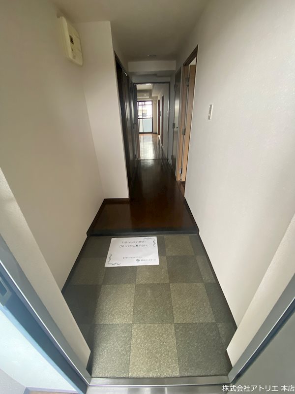 パレグリシーヌ 玄関