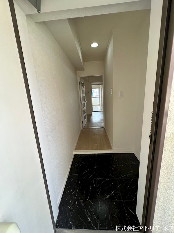 イシイハイツ 玄関