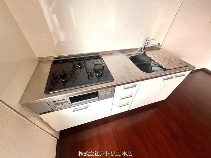 リバーサイドスクエア キッチン