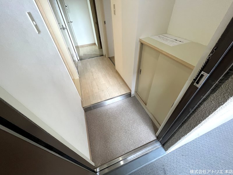 ステーションコート長田 玄関