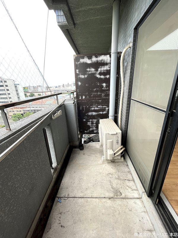 エクセルシオール長田 ベランダ