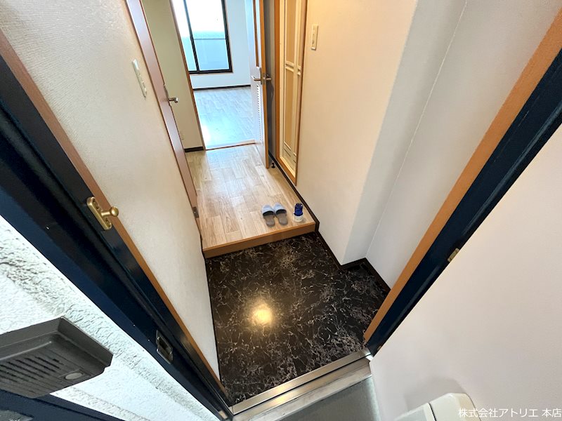 サンライフ長田 玄関