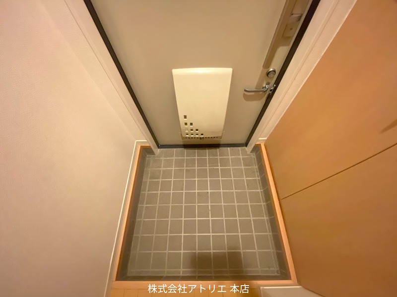 シャーメゾン稲田本町 玄関