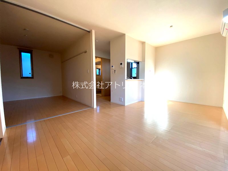 シャーメゾン稲田本町A棟 リビング