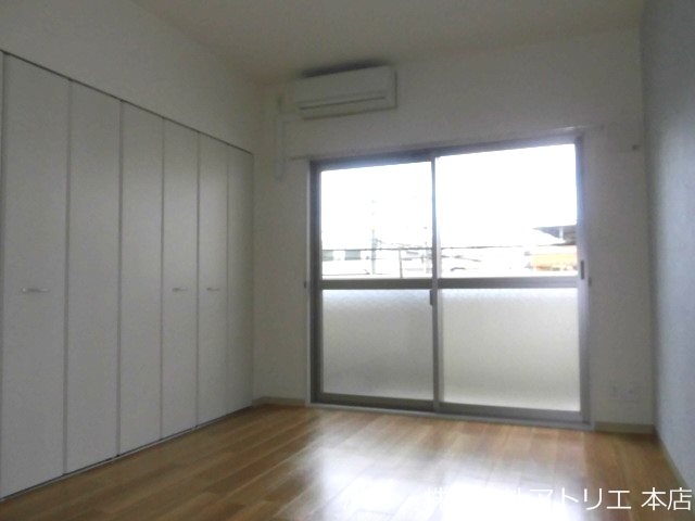 サ・ファミーユ ベッドルーム