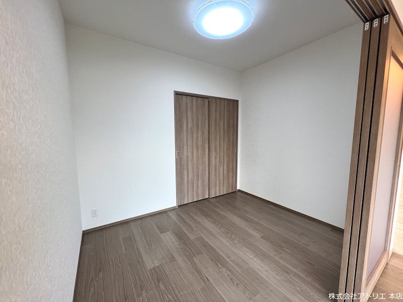 プレジオ荒本新町 ベッドルーム