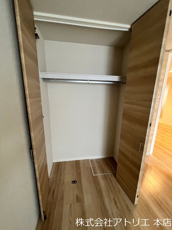 シャーメゾン　セレナ　ヴィラ小阪E その他6