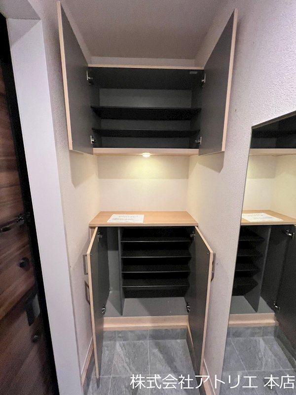 シャーメゾン　セレナ　ヴィラ小阪E その他8