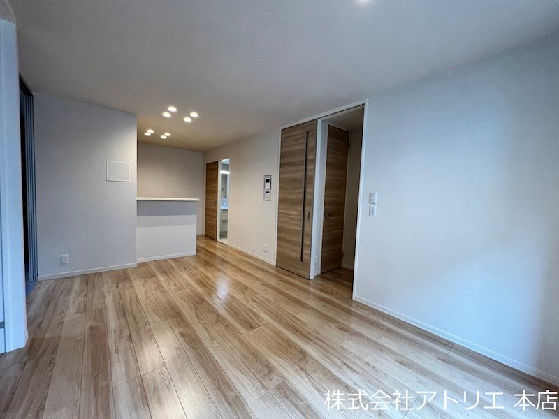 シャーメゾン　セレナ　ヴィラ小阪E その他16