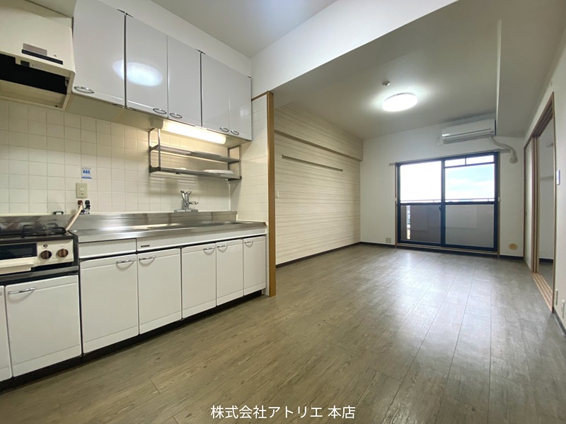 アンドユーイワキ・東大阪 リビング