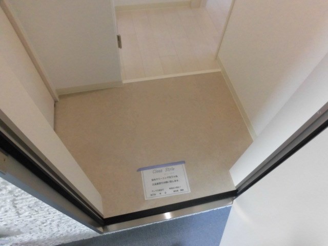 クリエオーレ鴻池徳庵町 玄関