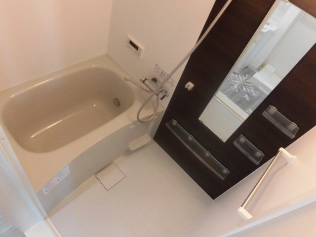 クリエオーレ鴻池徳庵町 風呂画像