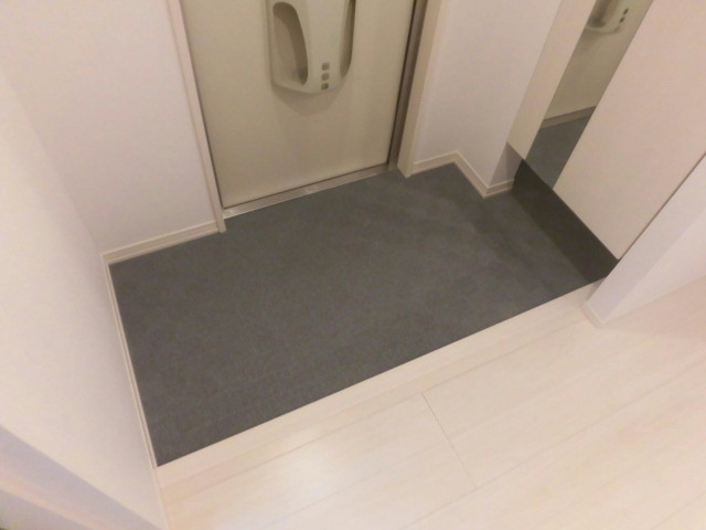 ラミーセント 玄関