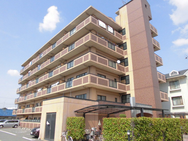 Grand Chariot 外観