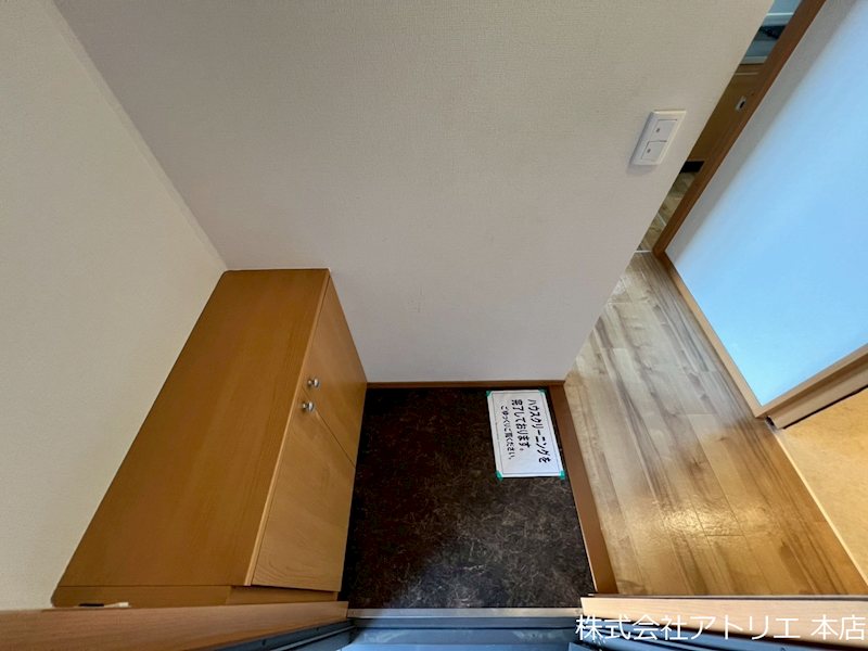 カーサ・ジュネス 玄関