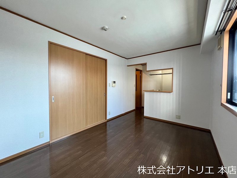 ヴァロンドール角田　A・B・C棟 リビング