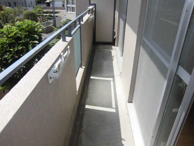 ガーデン・ハウス ベランダ