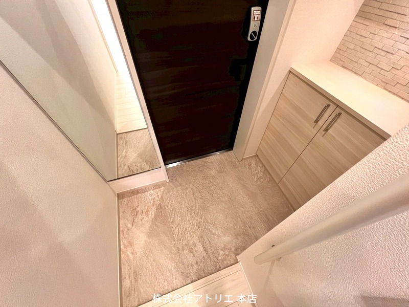 プレシャス　メゾン 玄関