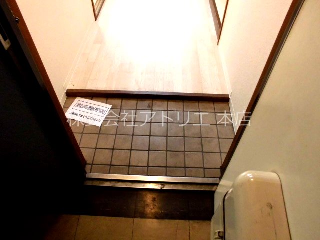 コーポフェルメール 玄関