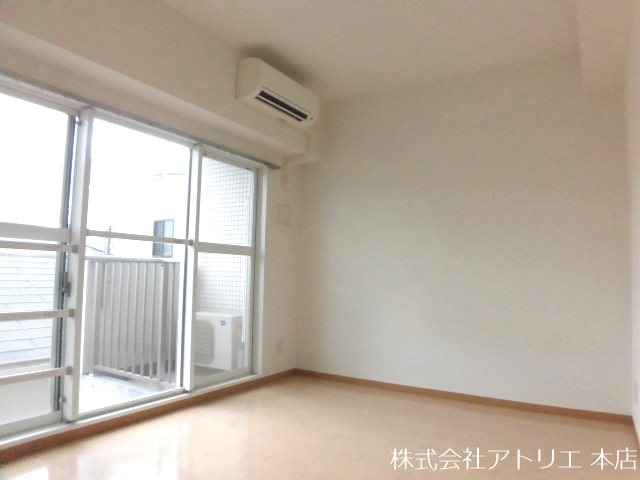 ＧＲＯＯＶＥ城東 ベッドルーム