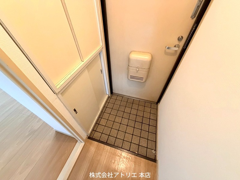 レジデンス清 玄関