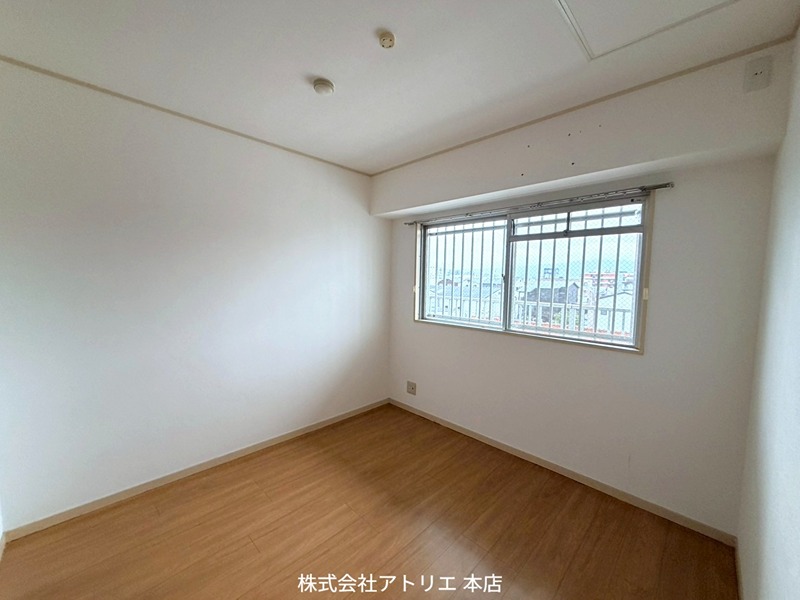 レジデンス清 ベッドルーム