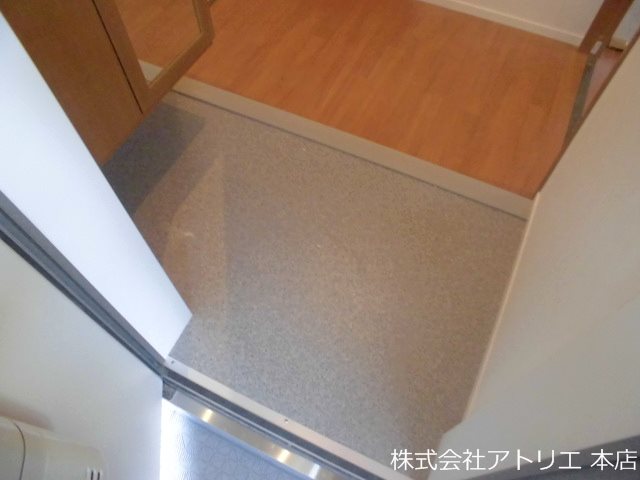 グランシャリオ楠根　A棟・Ｂ棟 玄関