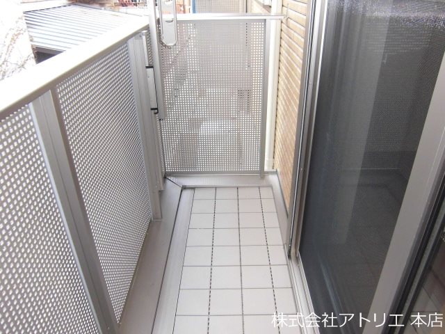 グランシャリオ楠根　A棟・Ｂ棟 ベランダ